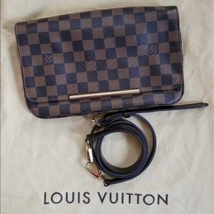 ❤️♥️SOLD♥️❤️PreLoved Louis Vuitton Hoxton Damier.